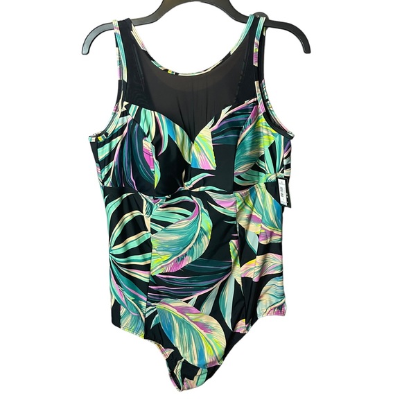 NWT Torrid Wireless Mesh High Neck One Piece Swimsuit 2X - Picture 2 of 11